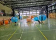 Gra w kule Bumper Ball na hali sportowej w Krakowie